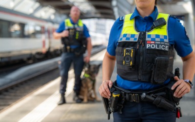 SBB-Transportpolizisten sind nun mit Bodycams auf Patrouille